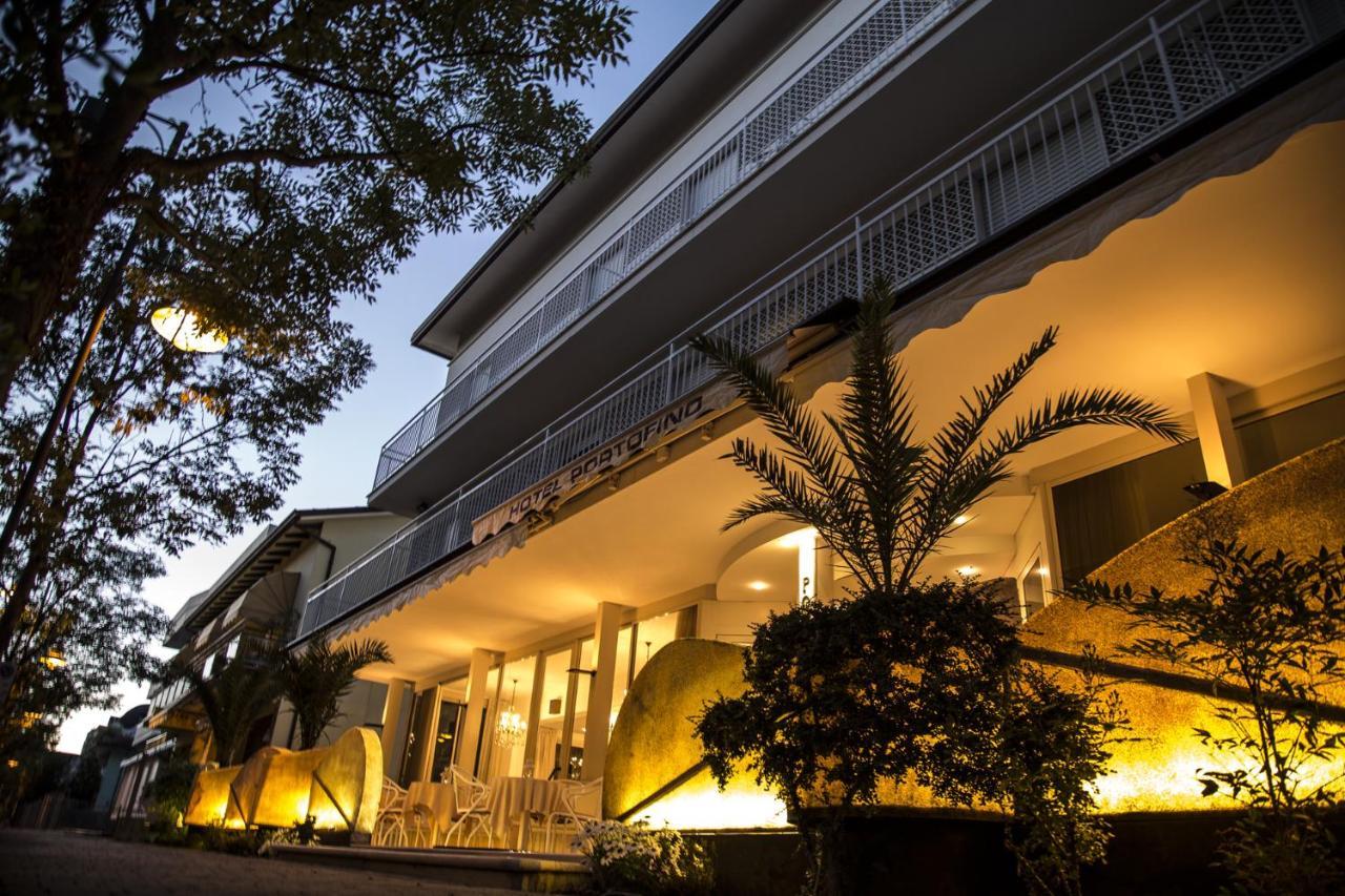 Casa Portofino Rooms&Breakfast เชเซนาติโก ภายนอก รูปภาพ